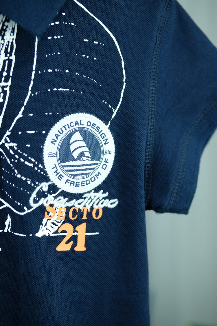 Granatowa koszulka polo z marynistycznymi dodatkami (0187-2) zdjęcie 3